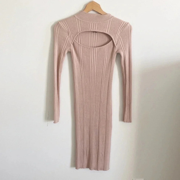 House of Harlow 1960 Revolve Keyhole Mock Neck Fitted Knit Midi Dress size small - Picture 4 of 10